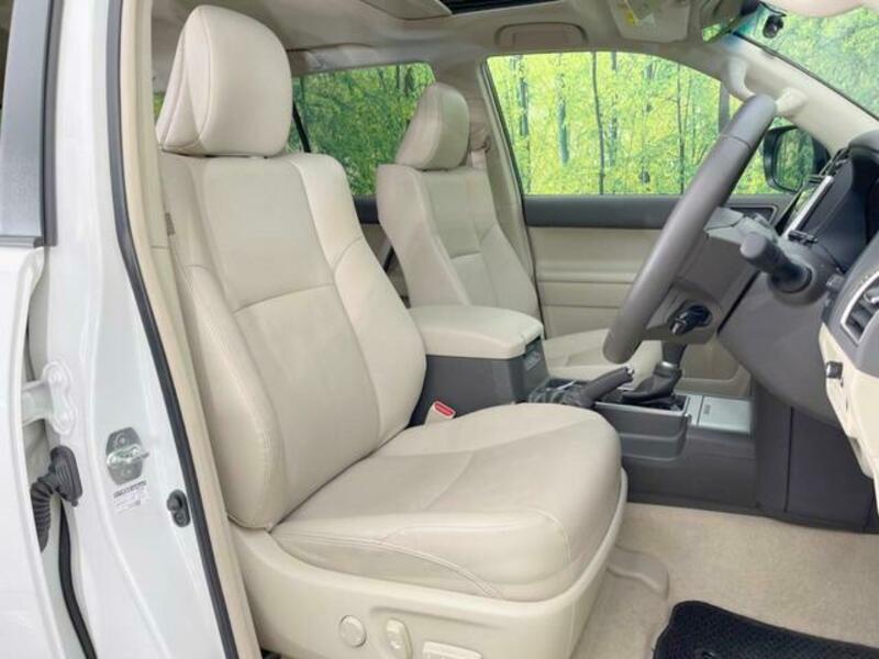 LAND CRUISER PRADO-7