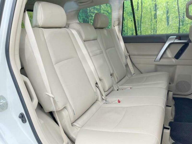LAND CRUISER PRADO-8