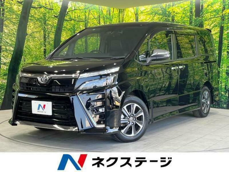 TOYOTA　VOXY