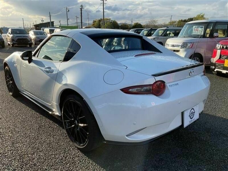 ROADSTER RF-27