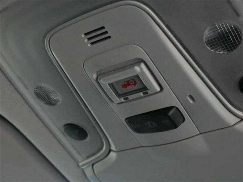 PRIUS-18