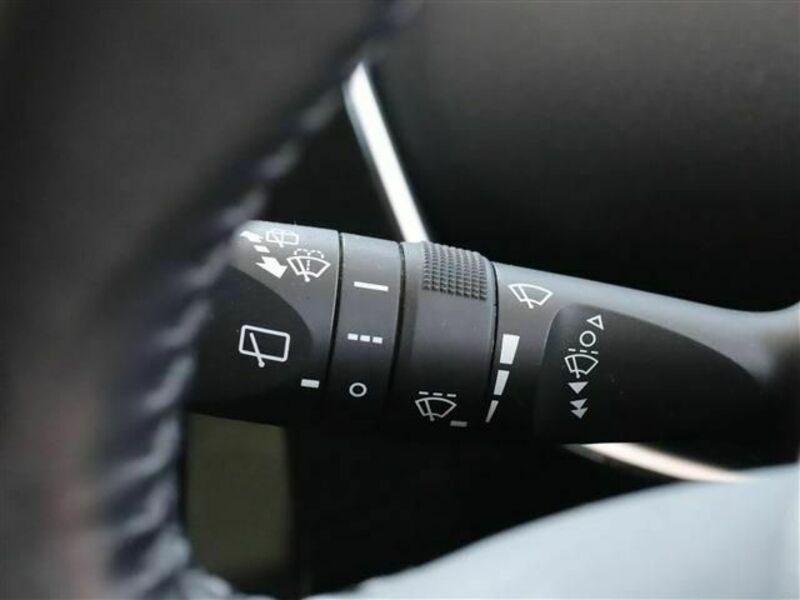 PRIUS-22