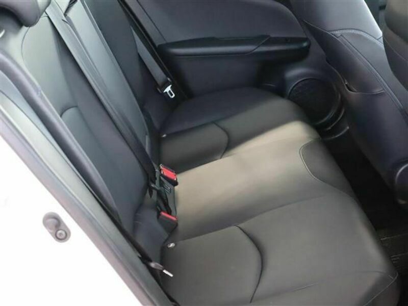 PRIUS-27