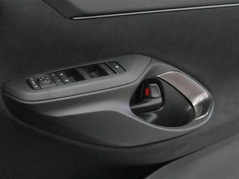 YARIS CROSS-5