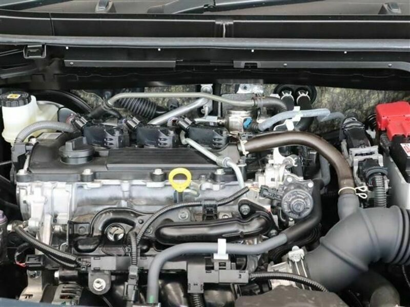 YARIS CROSS-23