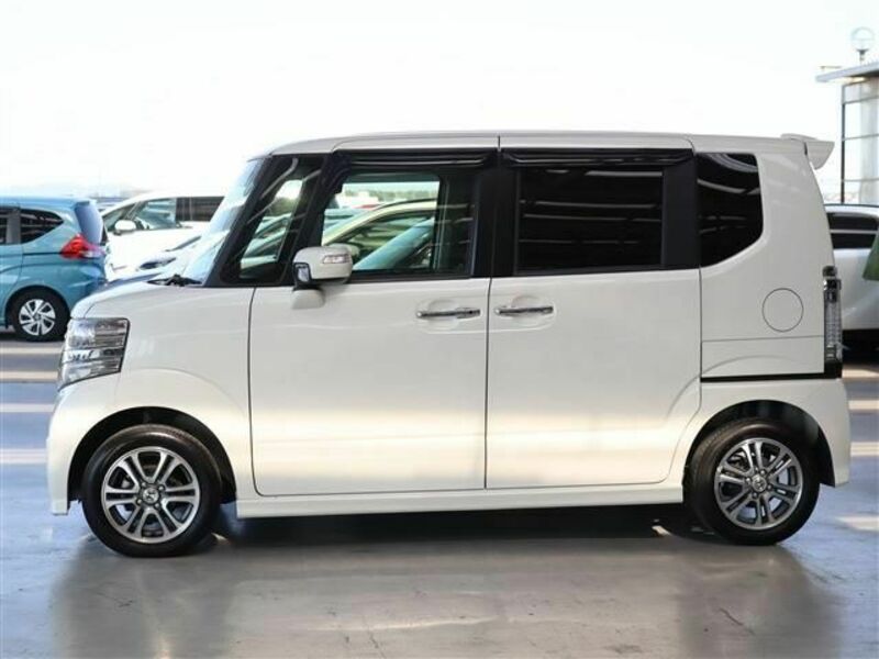 N BOX CUSTOM-6