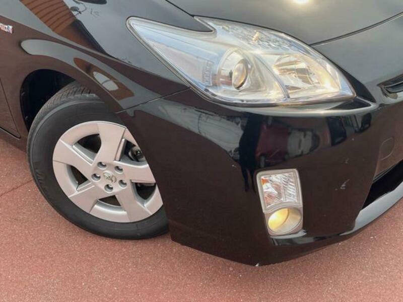 PRIUS-10