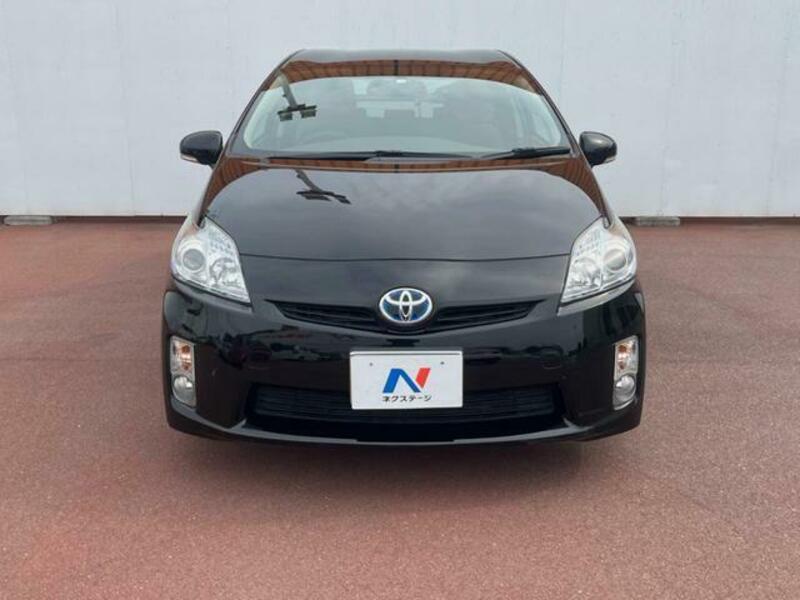 PRIUS-11