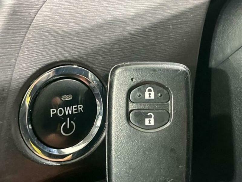 PRIUS-5