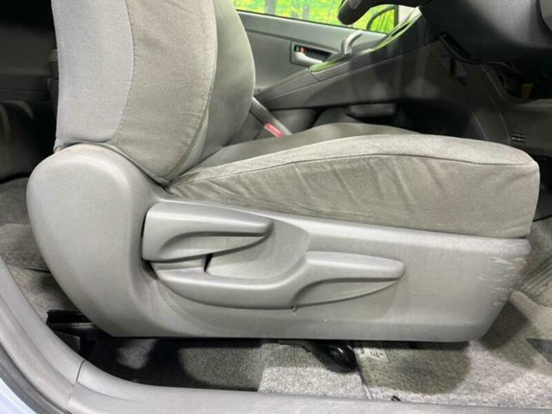 PRIUS-7
