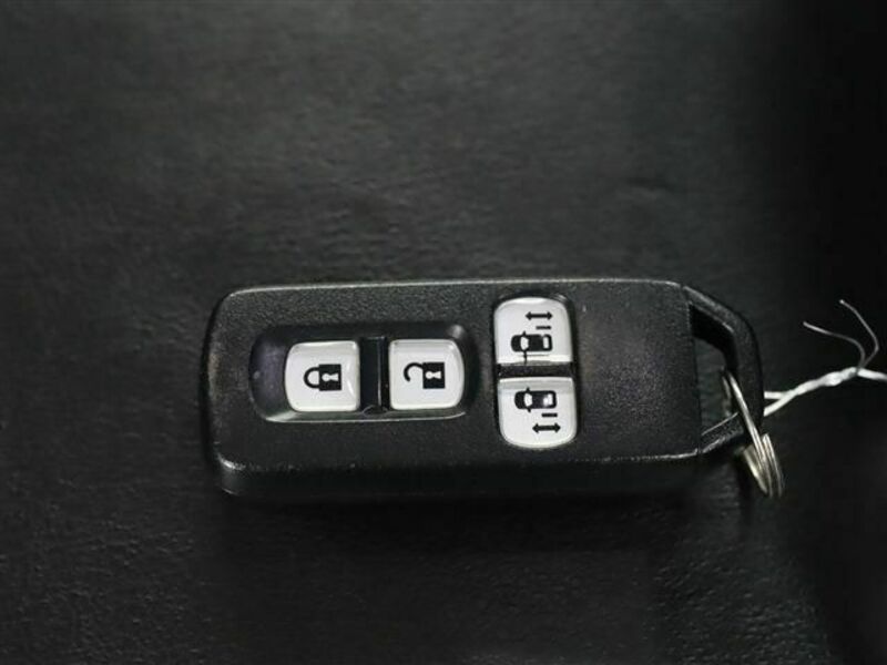 N BOX CUSTOM-14