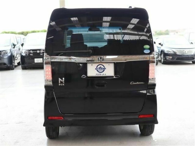 N BOX CUSTOM-19
