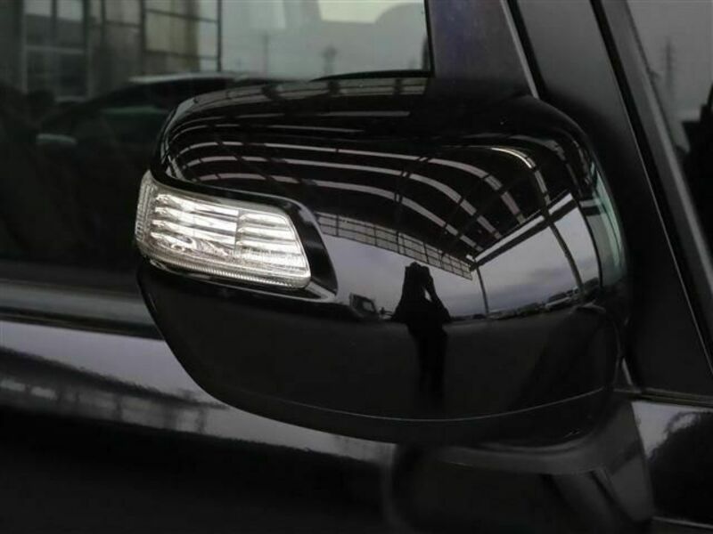 N BOX CUSTOM-27