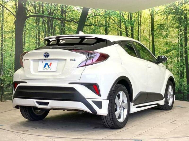 C-HR-16