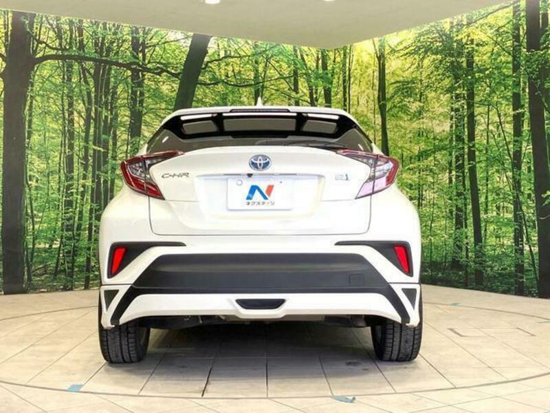 C-HR-14