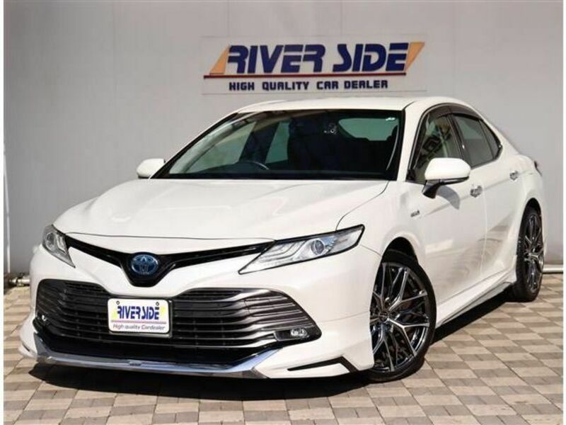 TOYOTA　CAMRY