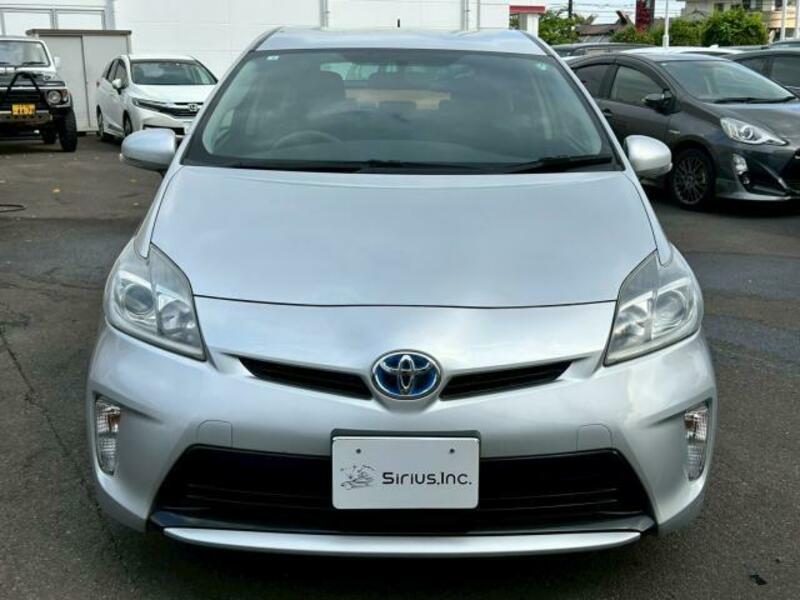 PRIUS-9