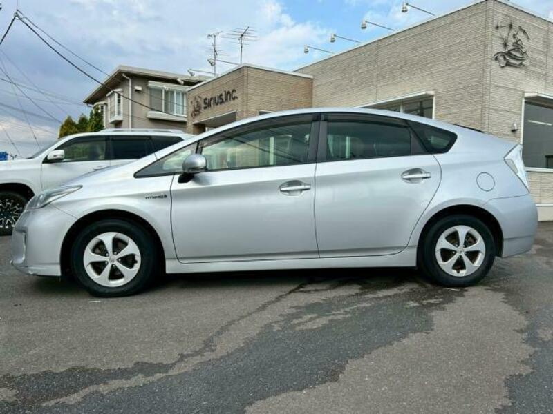 PRIUS-10
