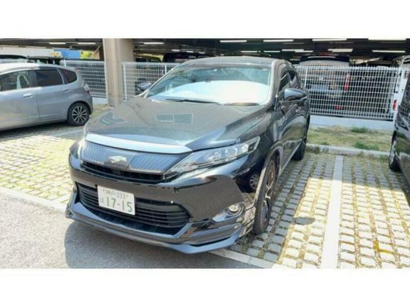 TOYOTA　HARRIER