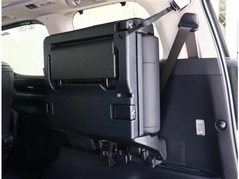 ALPHARD-11