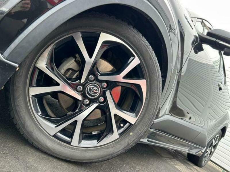 C-HR-13