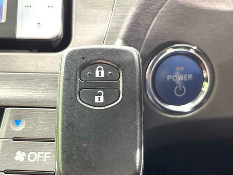 PRIUS-7