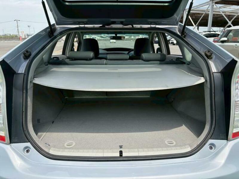 PRIUS-15