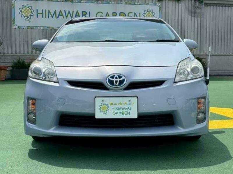 PRIUS-16