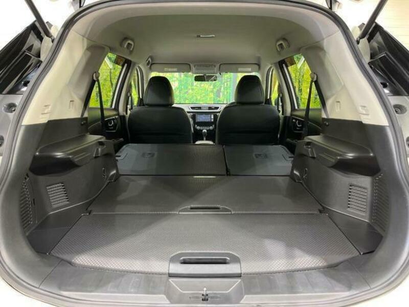 X-TRAIL-9