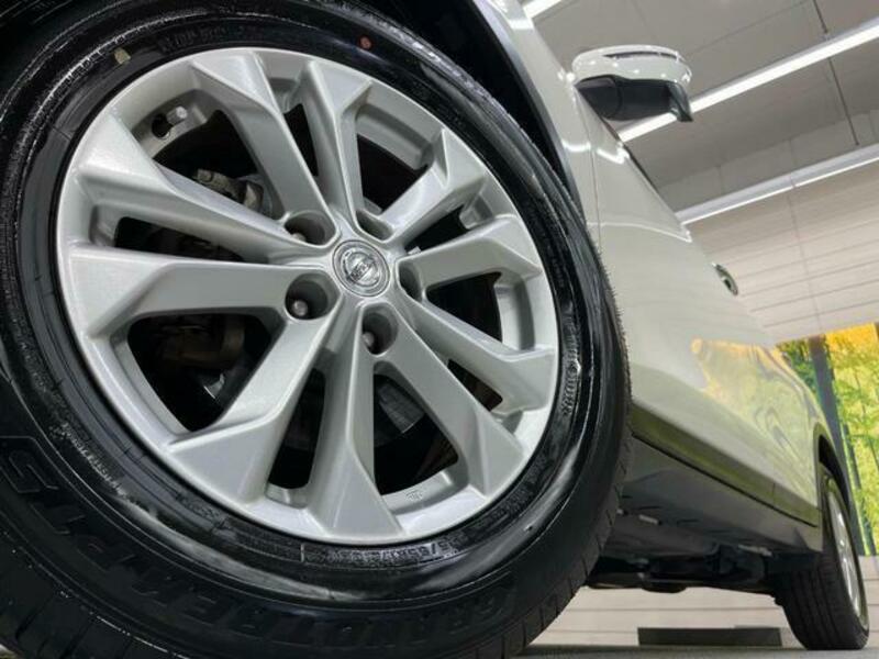 X-TRAIL-12