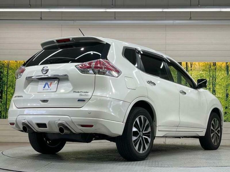 X-TRAIL-16