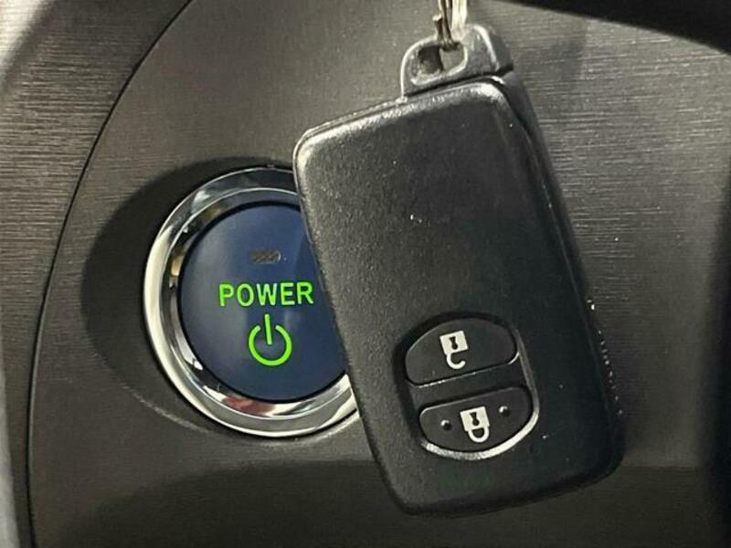 PRIUS-6