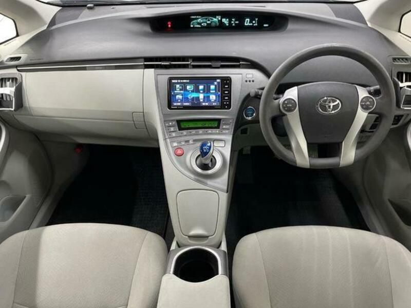 PRIUS-1