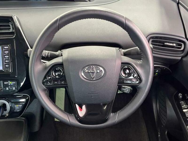 PRIUS-10