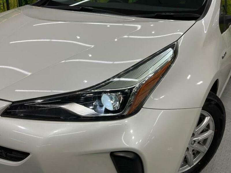 PRIUS-11