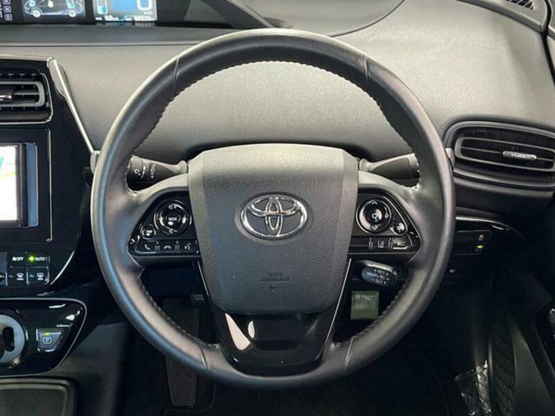 PRIUS-10