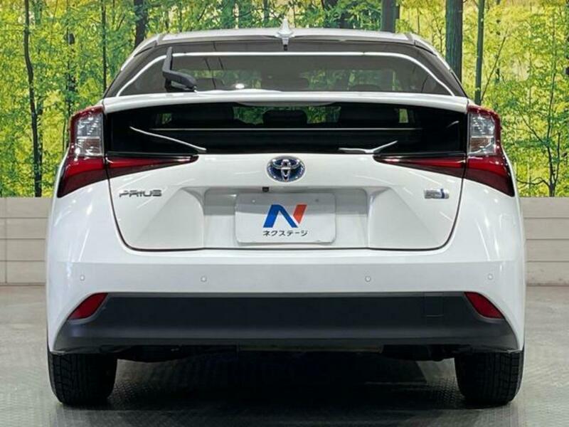PRIUS-14
