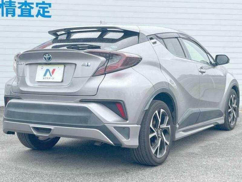 C-HR-17