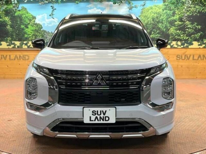 OUTLANDER PHEV-17