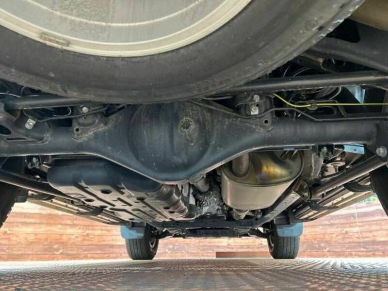 LAND CRUISER PRADO-18