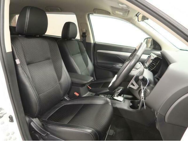 OUTLANDER PHEV