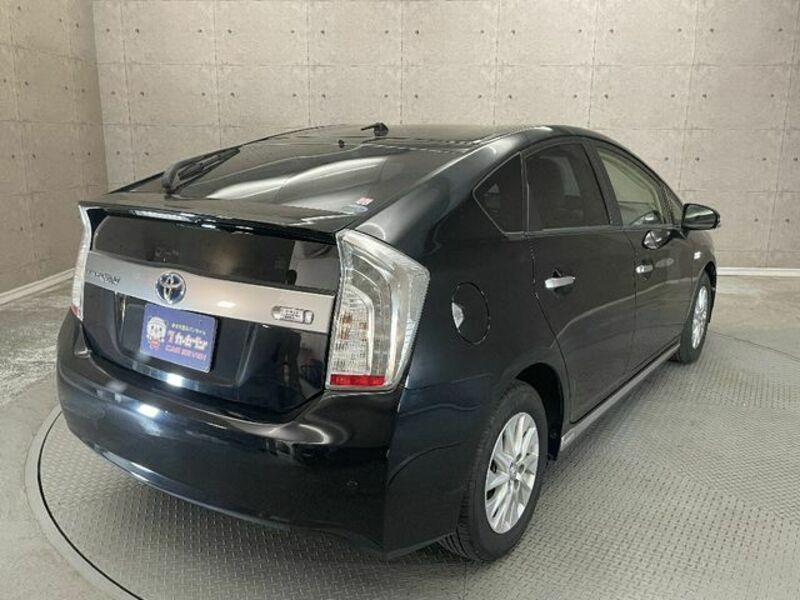 PRIUS PHV