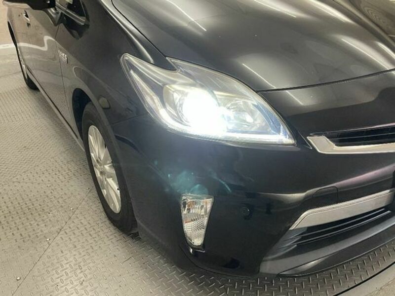 PRIUS PHV