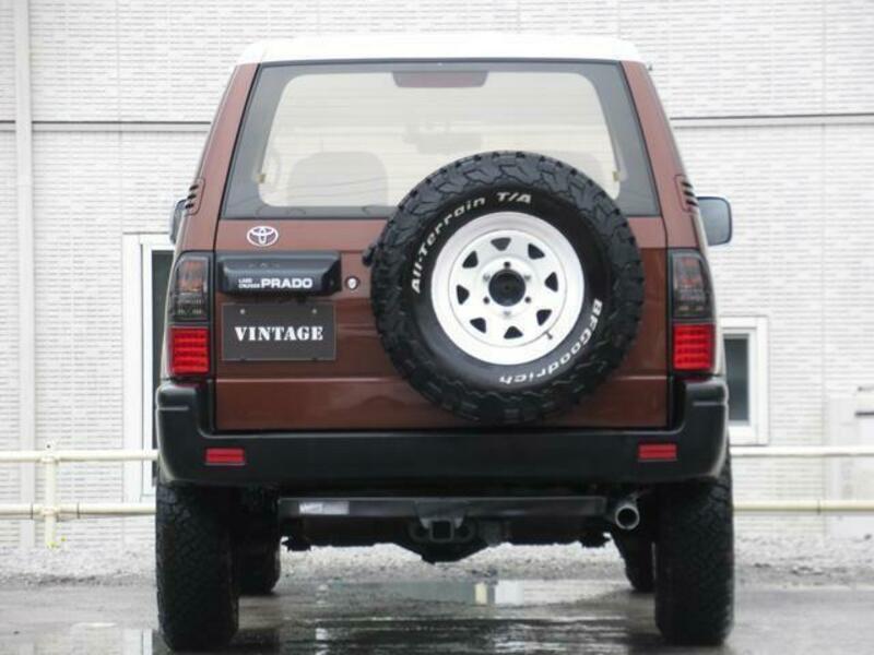 LAND CRUISER PRADO-9