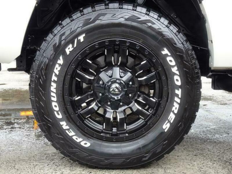 HILUX SURF-12
