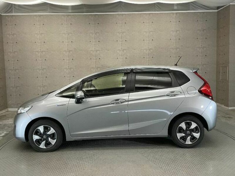 FIT HYBRID