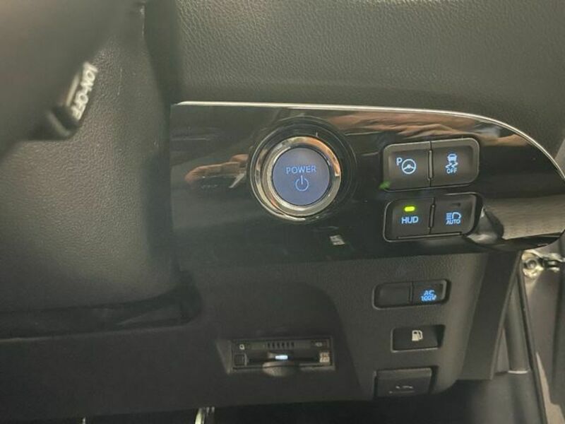 PRIUS-16