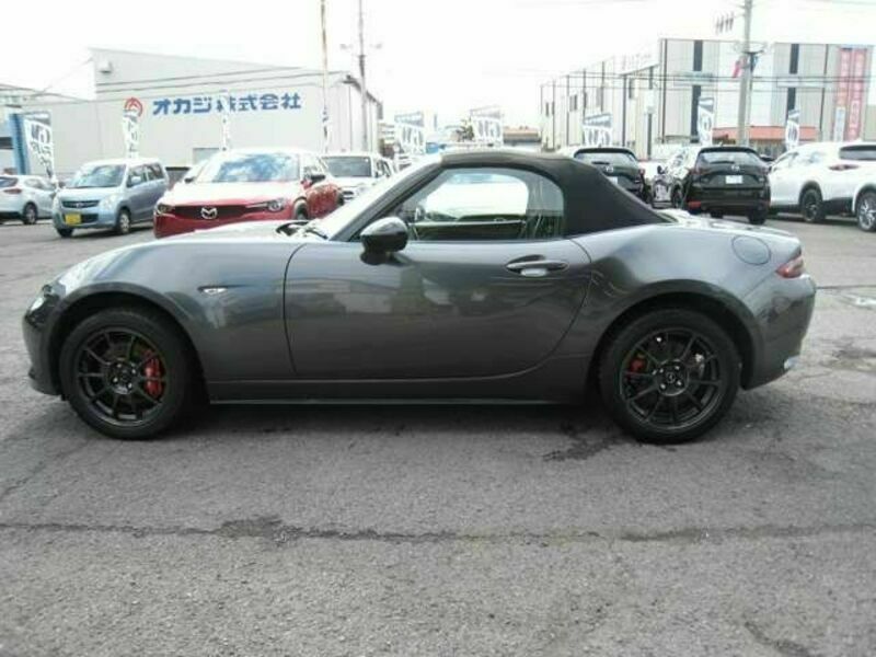 ROADSTER