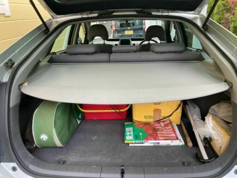 PRIUS-11