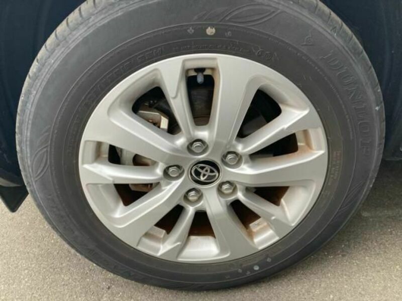 YARIS CROSS-7